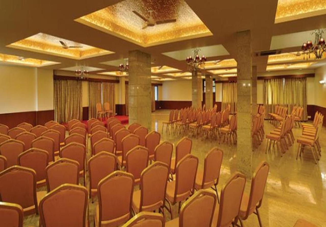 Deccan Pavilion Yerandwane Екстериор снимка